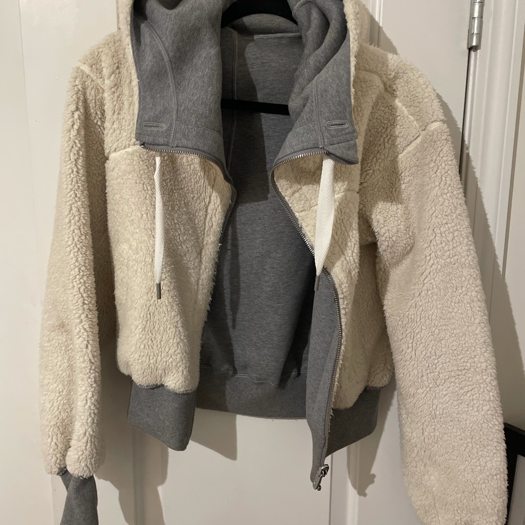 Lululemon Reversible Hooded Sherpa